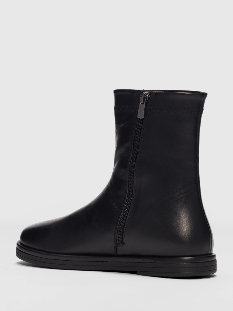 Women's Leather Side Zipper Boots