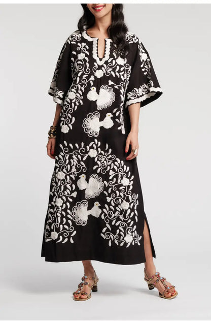 Charming Peacock Embroidery Split V-Neck 3/4 Sleeve Caftan