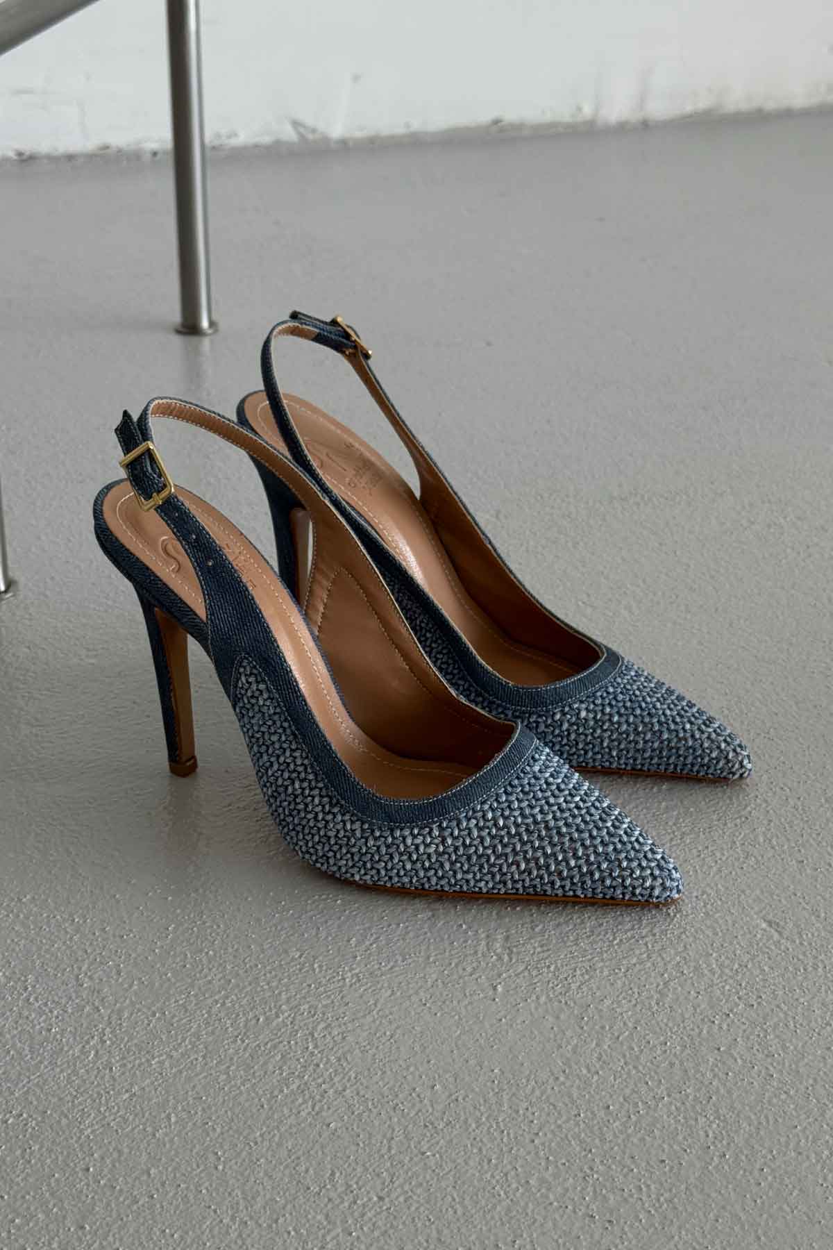 Women’s Elegant Pointed Toe Backless Slingback Stiletto Heels