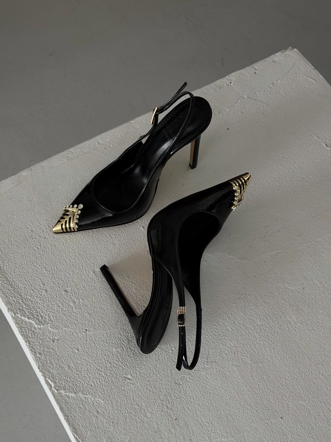 Women's Stiletto Heel Pumps - Luxury Rhinestone & Metal Cap Toe