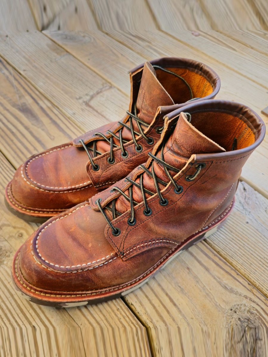 Men's Vintage Hand-Stitched Leather Boots